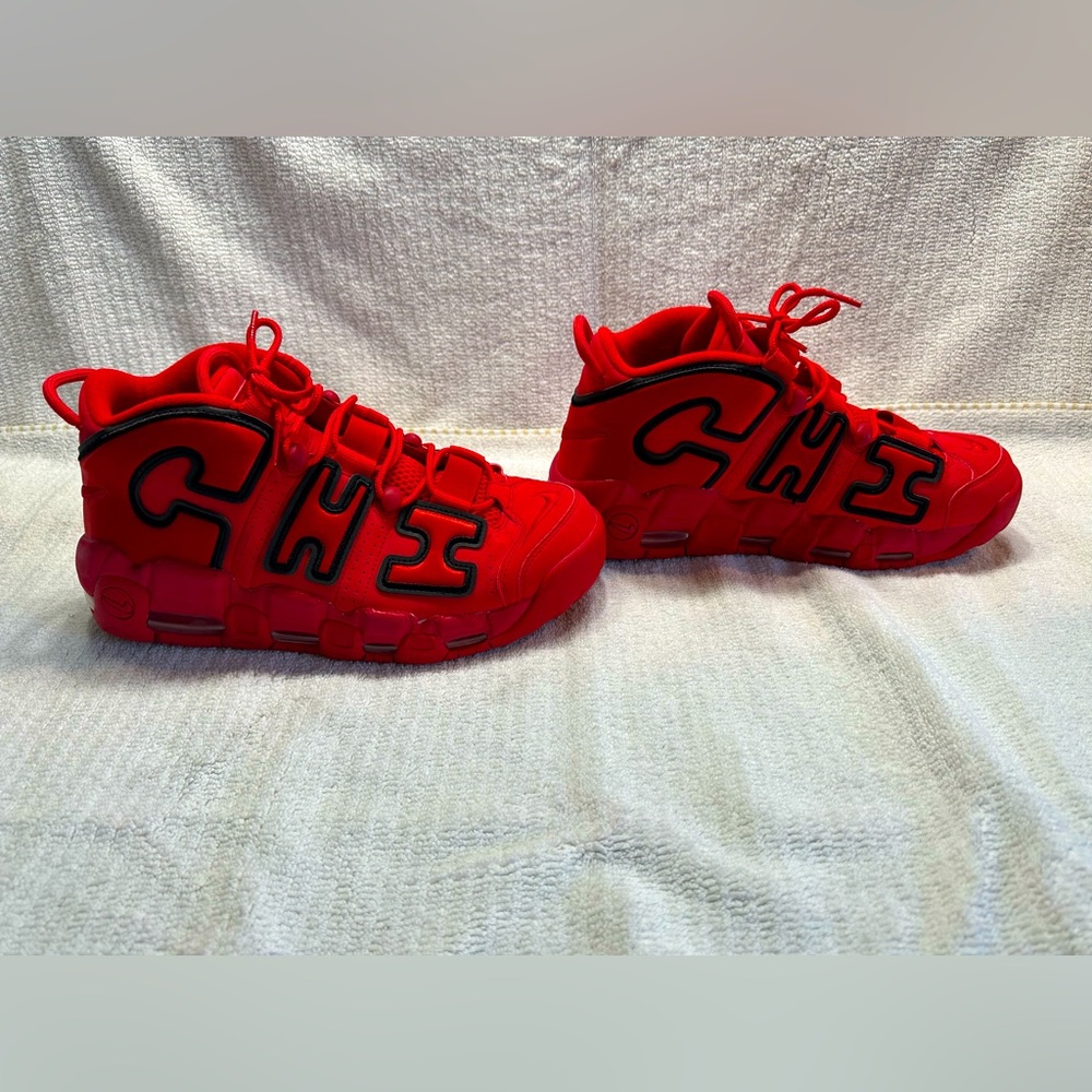 Nike Air More Uptempo CHI QS